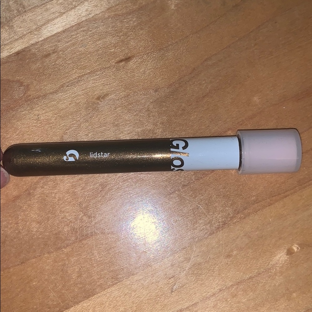 Glossier herb lidstar liquid eyeshadow
